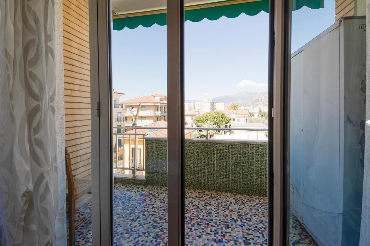 Victoria Apartment Bordighera Exteriér fotografie
